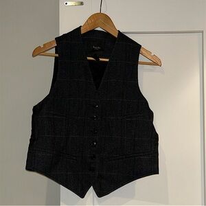 Black Sleeveless Vest by SMYTHE
